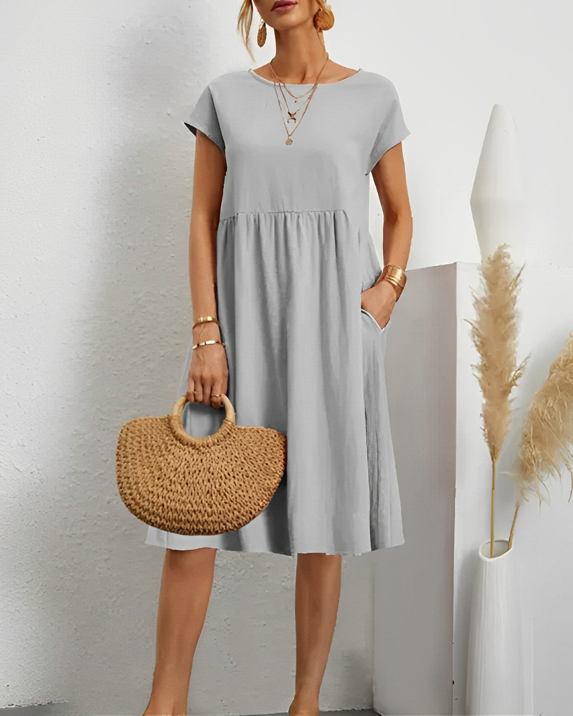LP | Amarise Elegant and timeless summer dress