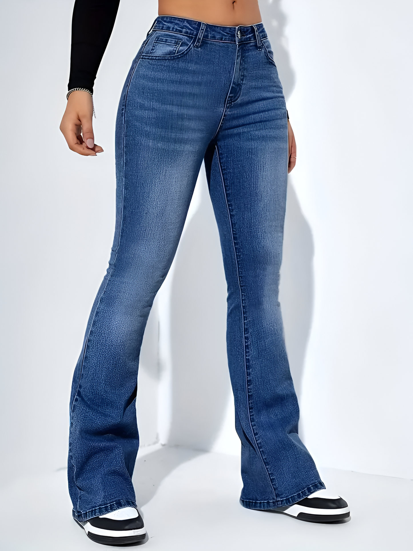 Ludka | High-waisted, flared stretch moustache jeans