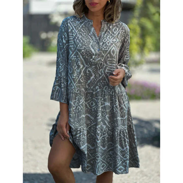 LP | Loose fit dress with v-neck and print