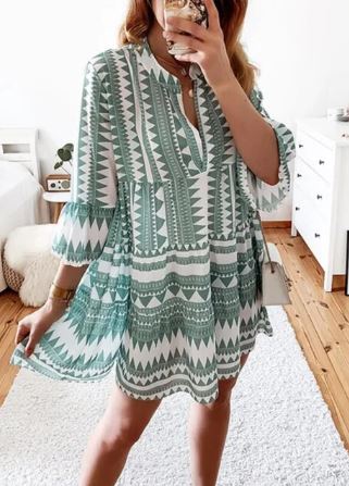 LP | Juliene -Dress with flared sleeves and half length