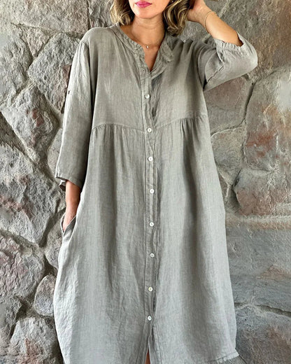 Mc | Loose shirt in a maxi dress with layered slit in batik look