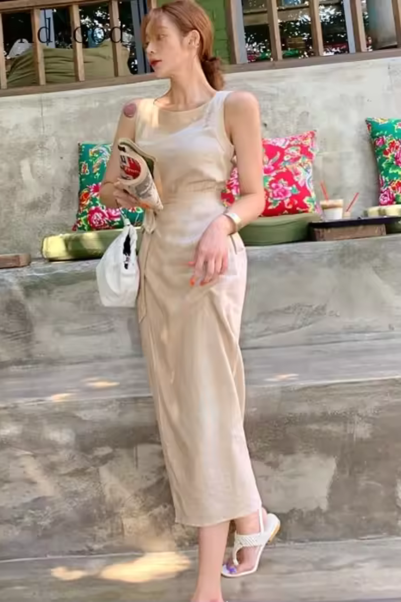 Kaia | Temperament Sexy Condole Belt Women's Dress