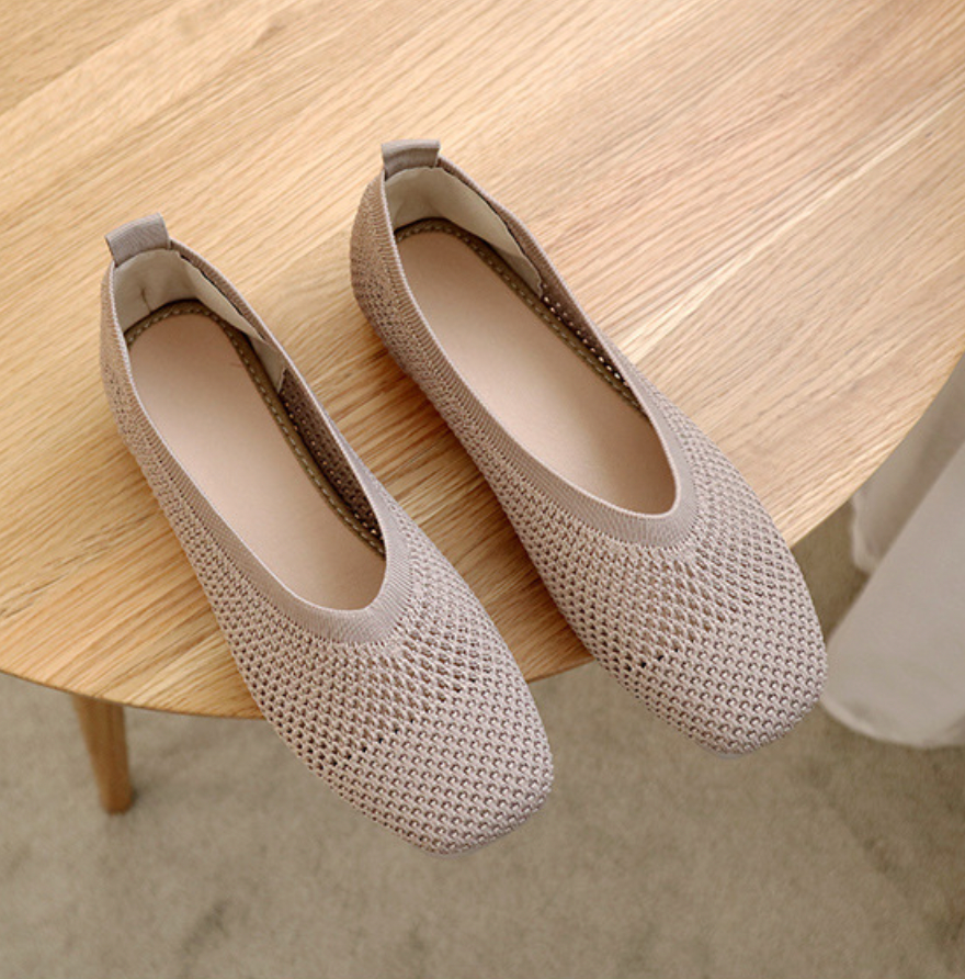 LP | Fashionable and minimalist general garments