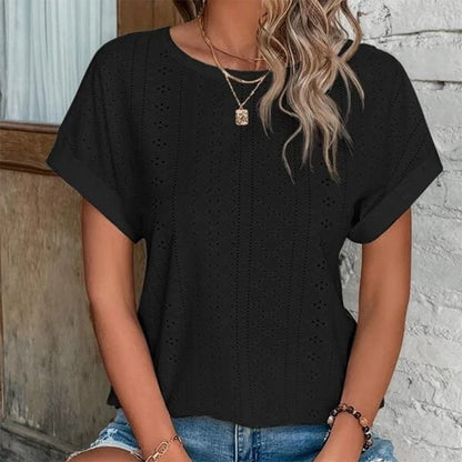 Gail - Short-sleeved top for women - Simple and elegant