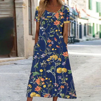 Mc | Summer dress with bohemian floral pattern.