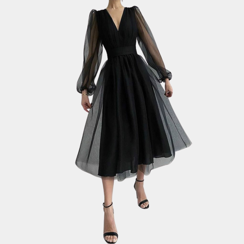 LP | Lynette Timelessly Elegant Summer Dress