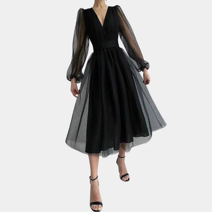 LP | Lynette Timelessly Elegant Summer Dress