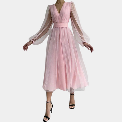 LP | Lynette Timelessly Elegant Summer Dress