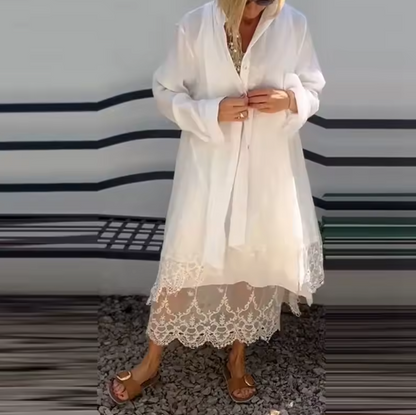 Long dress with trendy details and lightweight jacket included