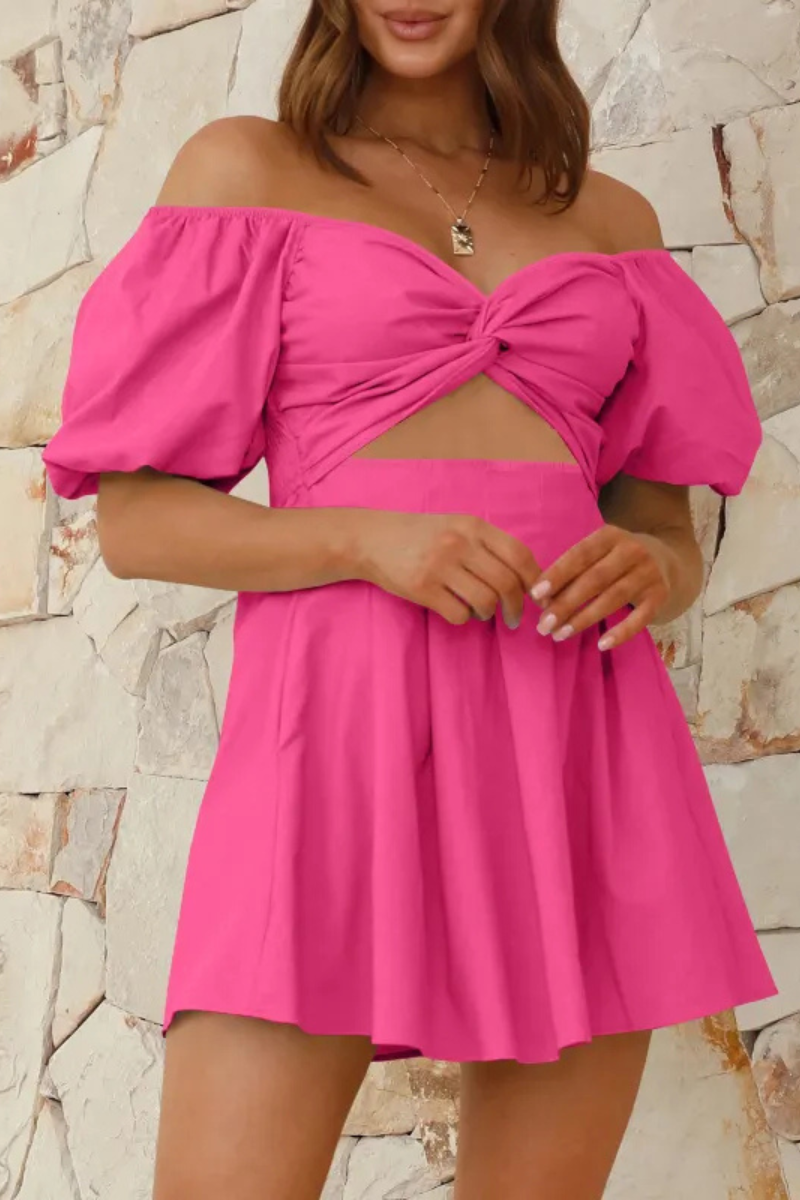 Celeste | Pleated dress with shoulder pads and lantern sleeves