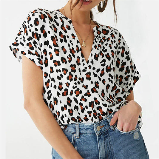 Chiffon T-Shirt - Short sleeves and V-neck