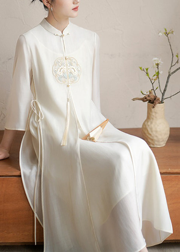 Nimfa - Elegant dress with Chinese collar