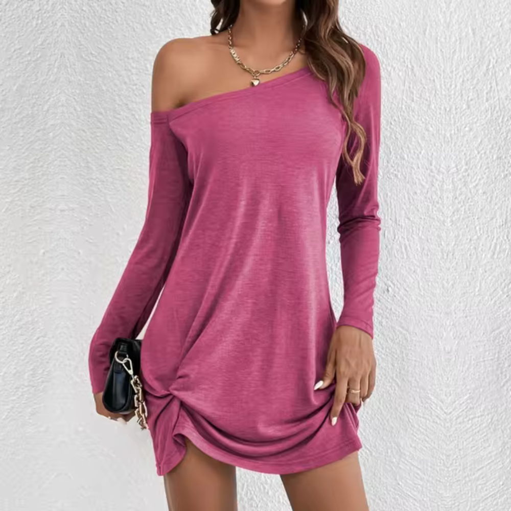 LP | Elegant off-shoulder dress with long sleeves