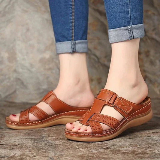 LP | Fashionable and cool sandals