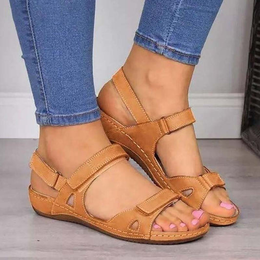 LP | Glamorous, lightweight sandals