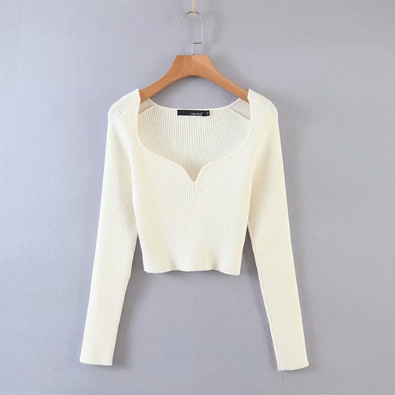 Catelin Croptop | An elegant and comfortable croptop