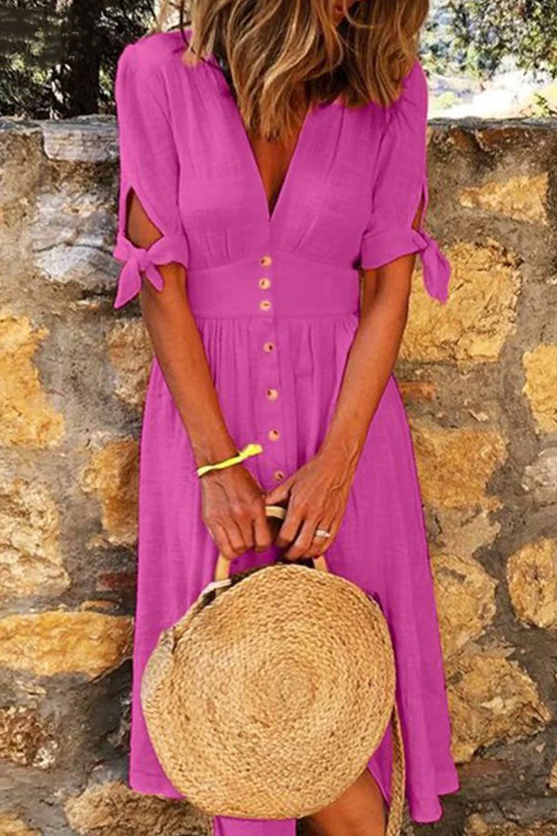 LP | Elegant casual dress with V-neck and buckle closure