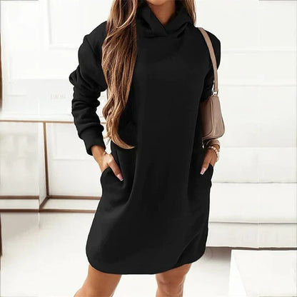 LP | Warm dress with hood and pockets