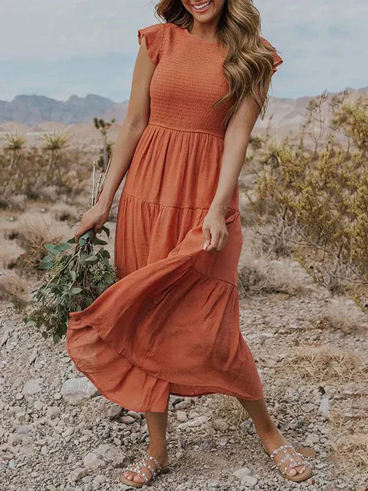 Casual long dress with short sleeves and casual design