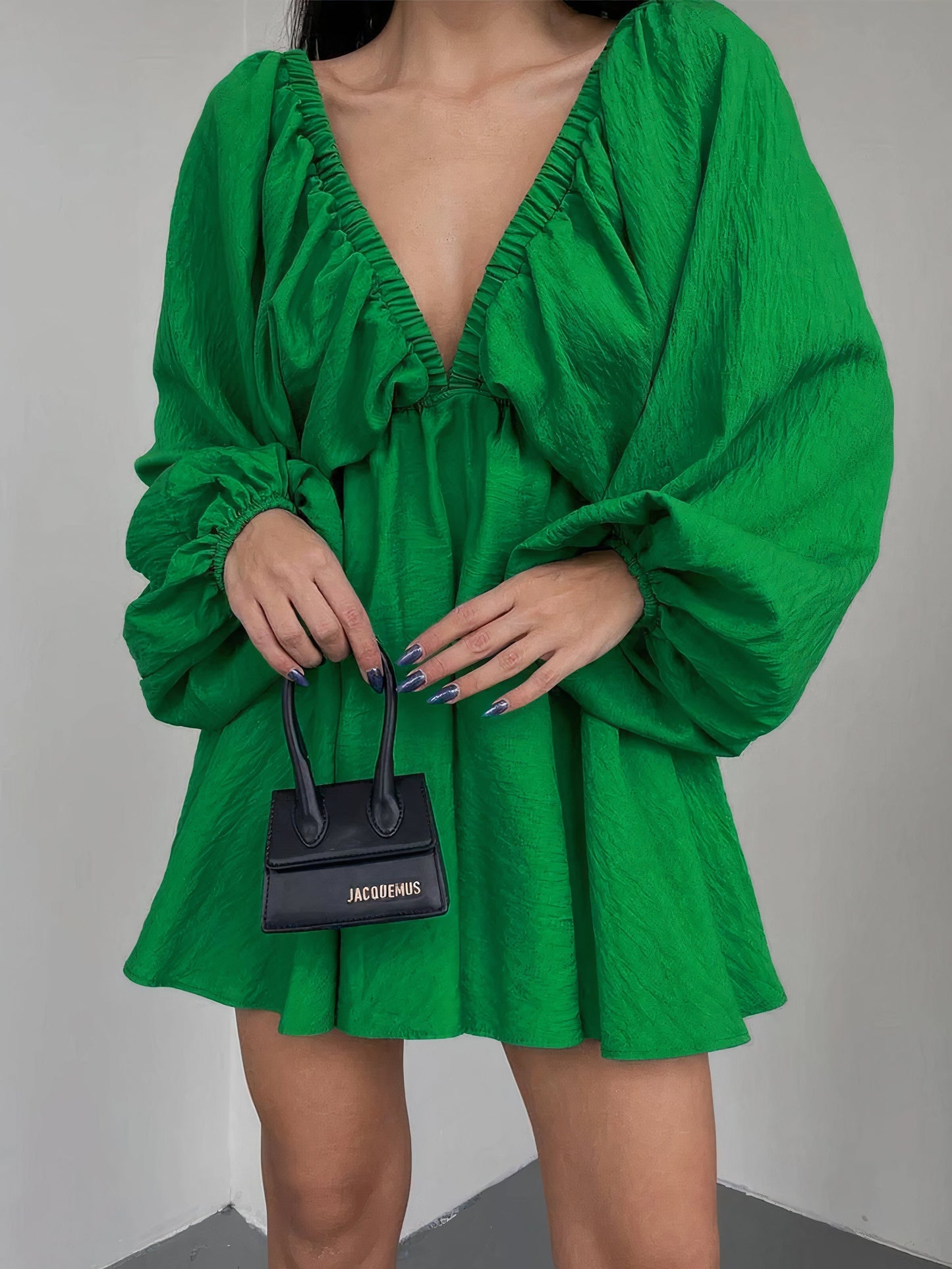 LP | Dress with Balloon Sleeves