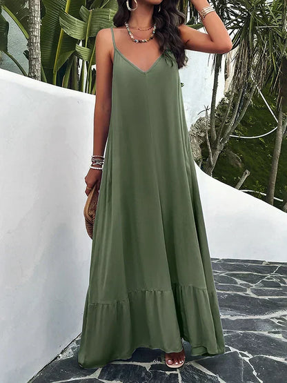 Mc | Sleeveless long dresses with pleats in solid color.