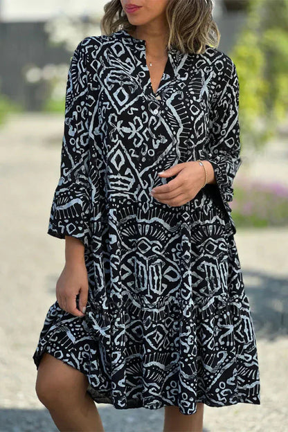 Mc | Casual dress with geometric print and buttons, V-neck, tartan skirt