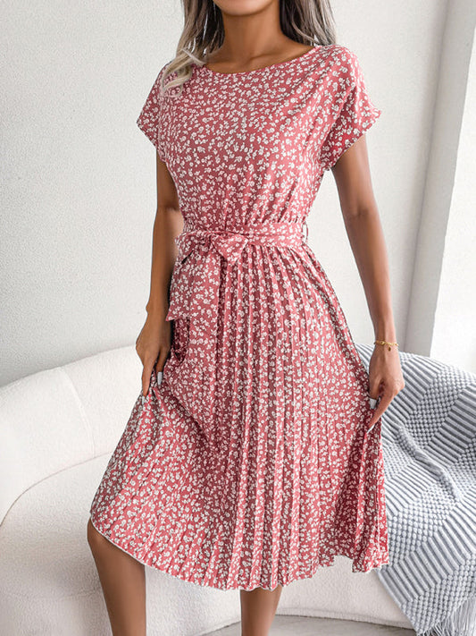 LP | A-line round-neck floral-patterned midi dress with waist belt