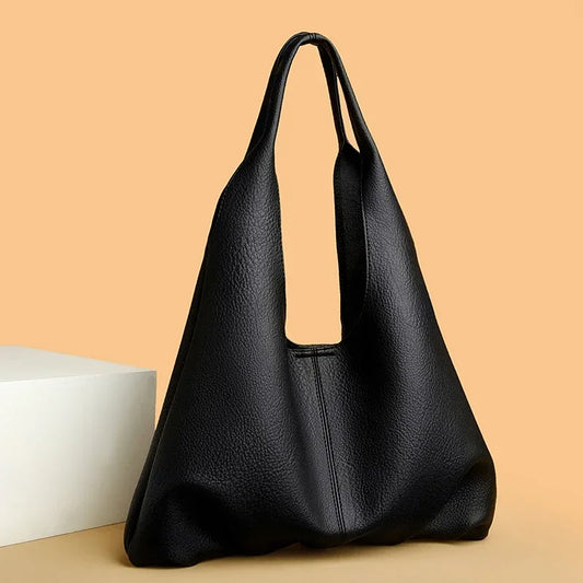Ninon - Elegant handbag with magnetic closure