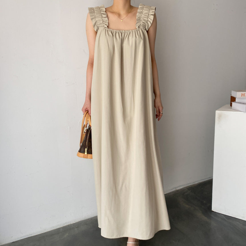 Fashionable dress with print and slit