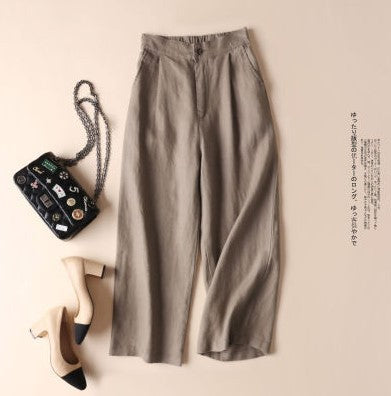 Modern and minimalist Pants