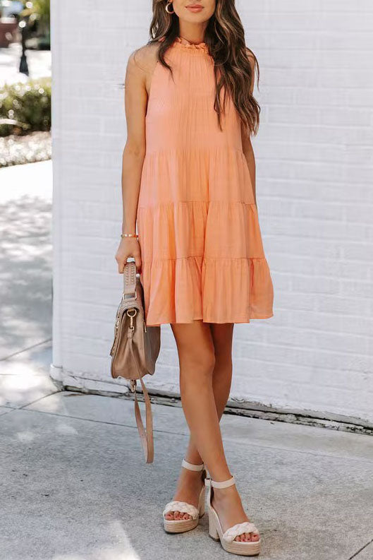 Elegant dress with flared skirt and pleated neckline