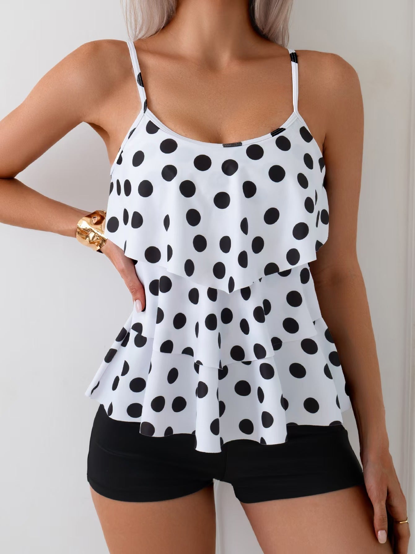 Glossy and playful Pants