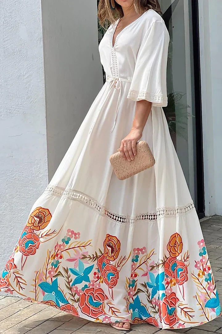 LP | V-neck dress with lace details