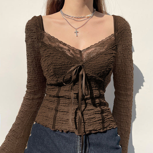 Serena - Gathered top with lace trim