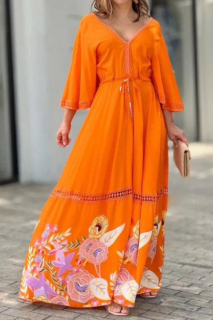 LP | V-neck dress with lace details