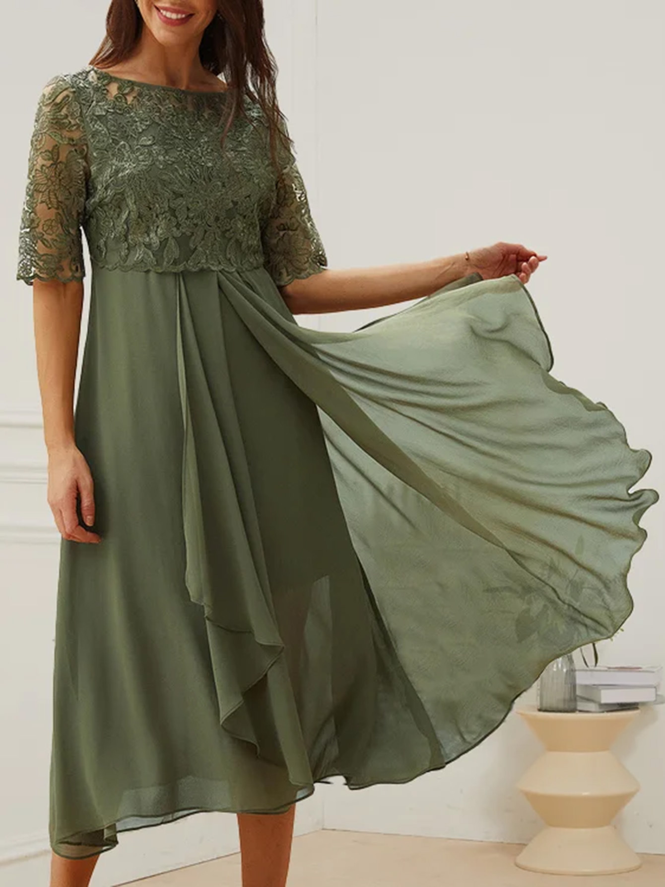 LP | Classic and comfortable winter dress by Saffron