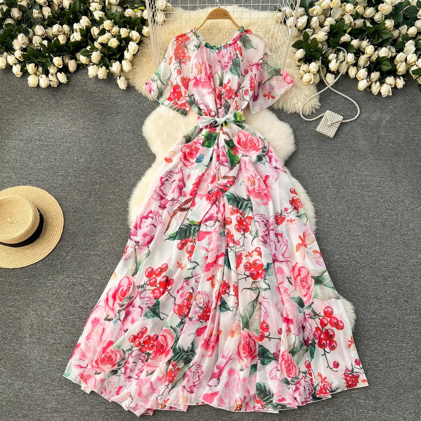LP | Elegant dress with print