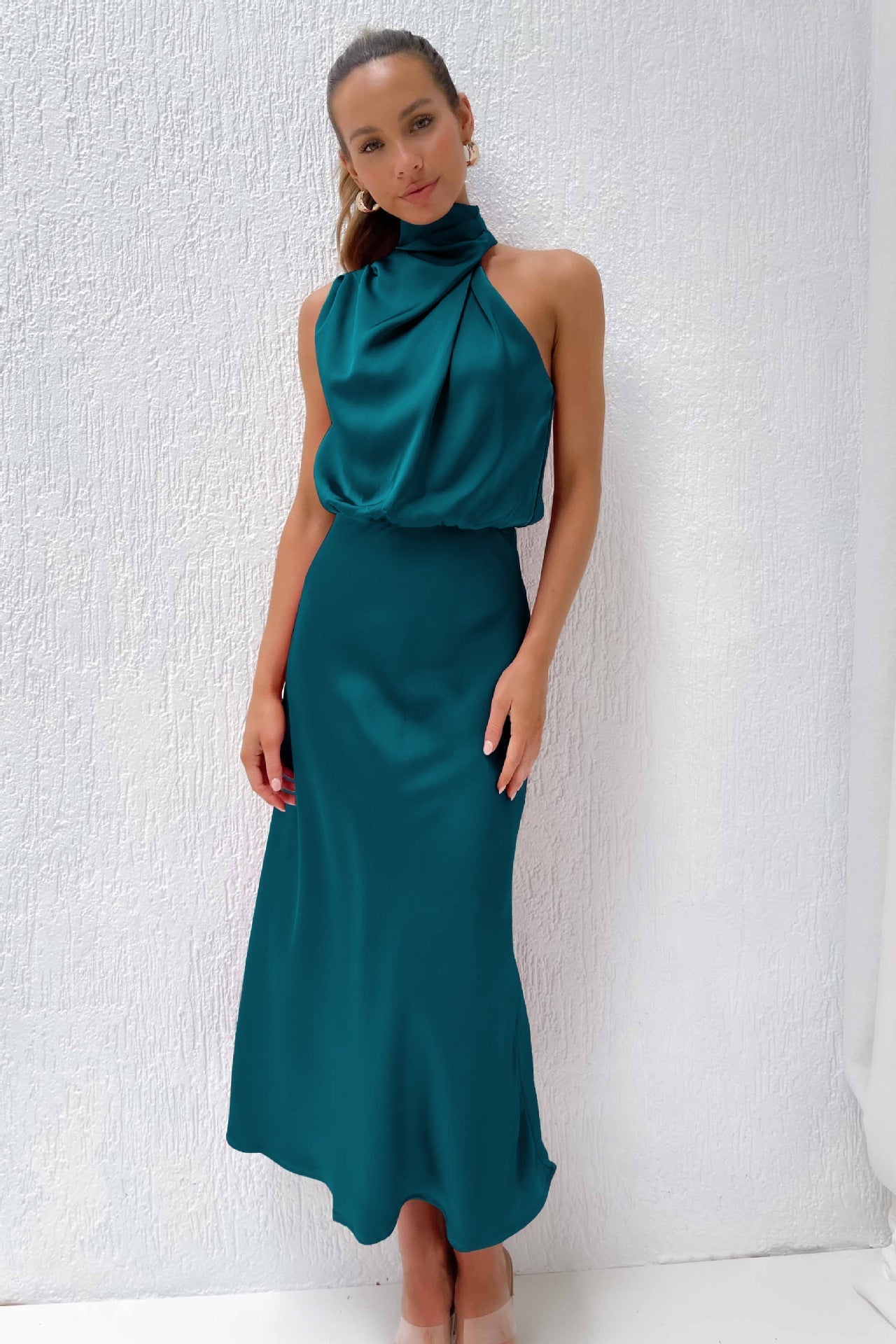 LP | Dress in satin