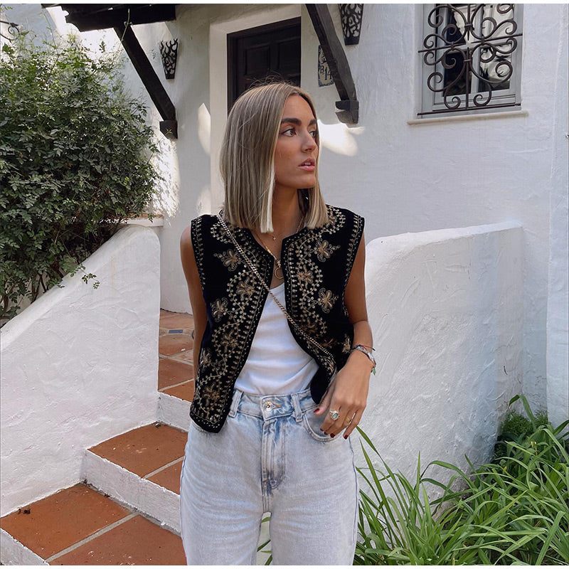 LP | Elegant and tailored generic garment