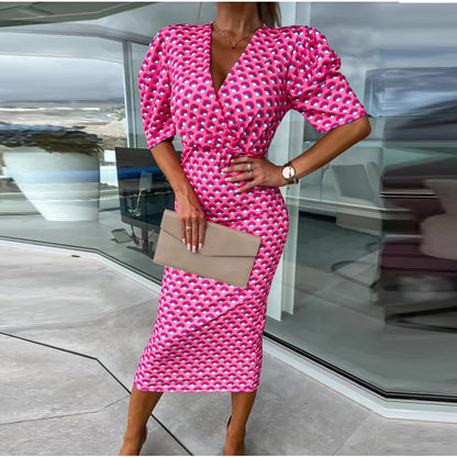 Mc | Elegant slim-fit party dress with graphic print