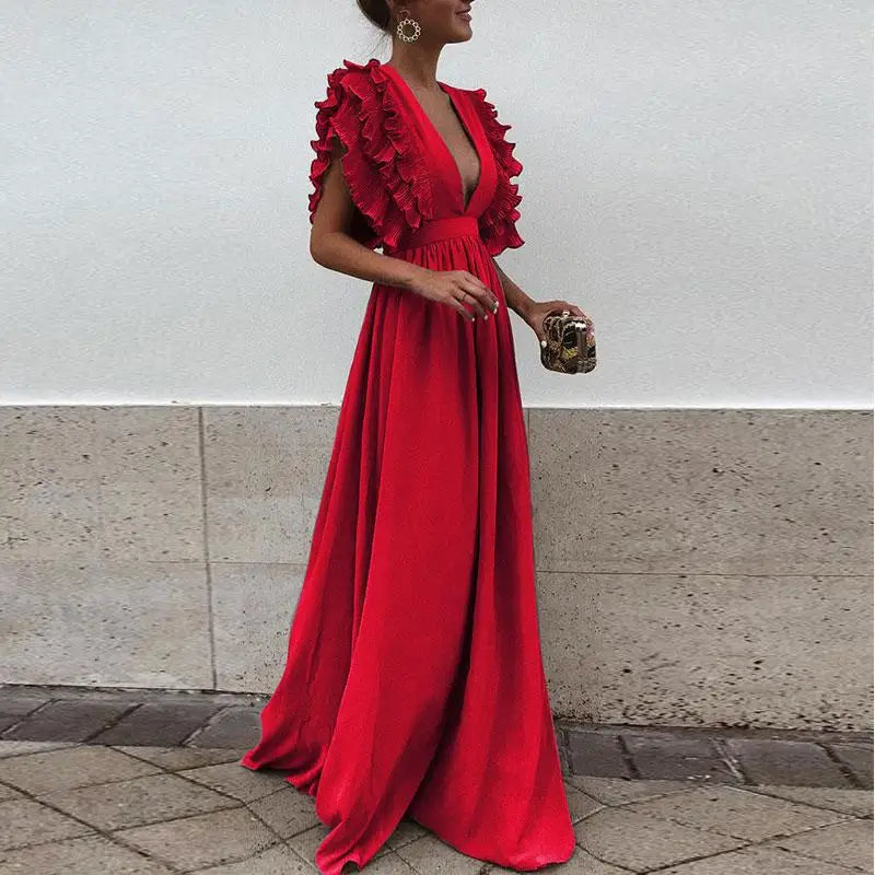 Elegant long dress with a deep neckline and short sleeves with ruffles