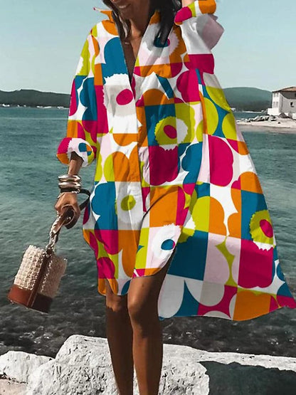 LP | Colorful, loose-fitting dress with summer motifs