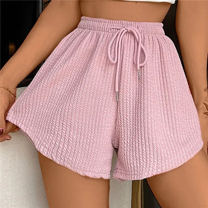 Shorts with drawstring and wide legs