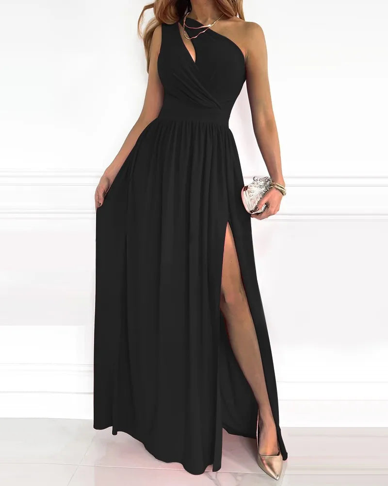 LP | Elegant long dress with one shoulder