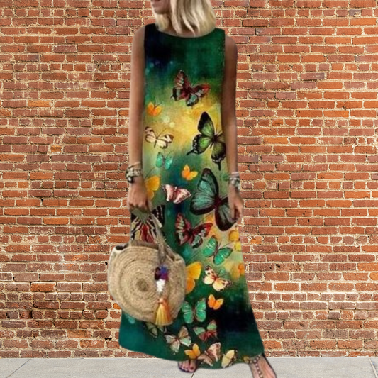 Mc | Long dress with round neckline and floral pattern.