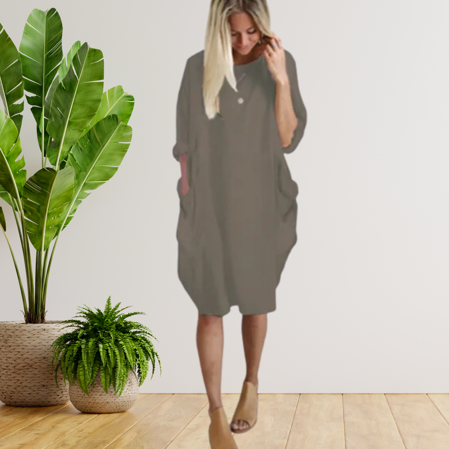 Mc | Pocket dress with long sleeves