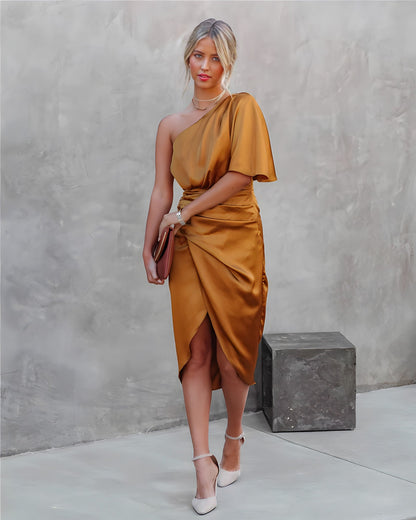 LP | Elegant silk party dress