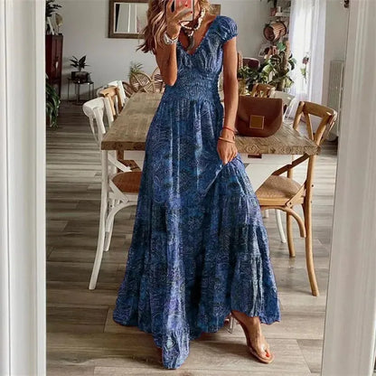 Mc | Bohemian-style long dress that cinches the waist