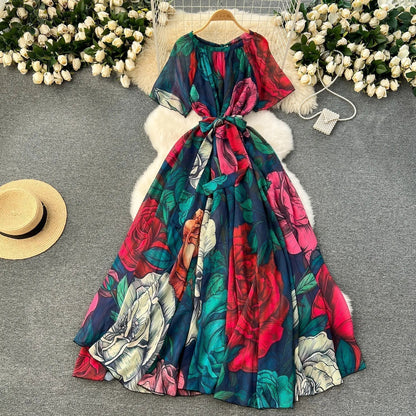 LP | Elegant dress with print