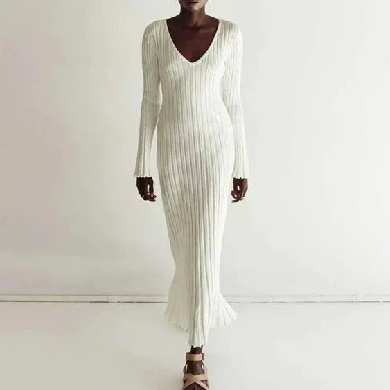 LP | Casual and elegant winter dress